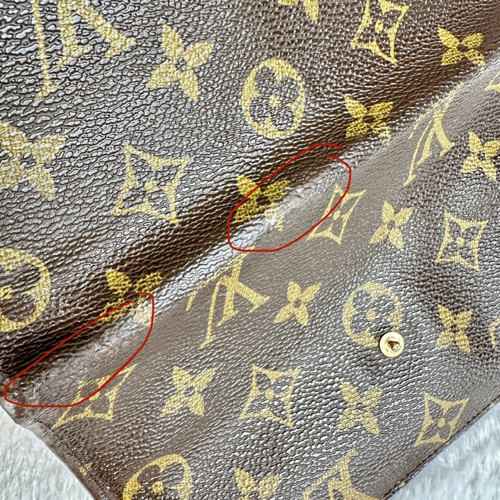 Louis Vuitton Monogram Continental Wallet Crossbody with charm - Picture 6 of 16